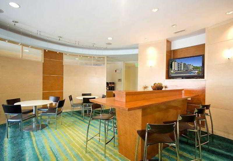 Springhill Suites By Marriott Winston-Salem Hanes Mall Ресторан фото
